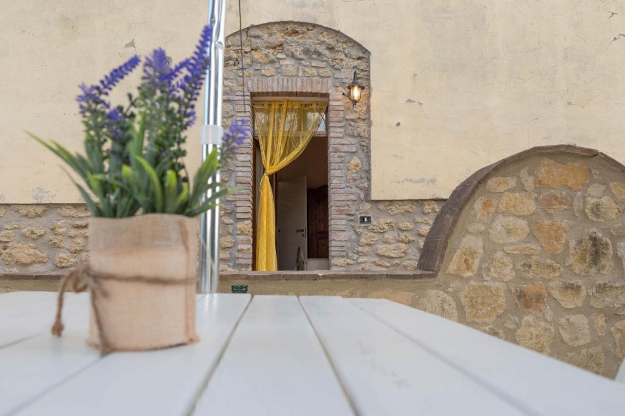 Podere Mona Pomarance Exterior photo