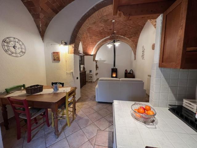 Podere Mona Pomarance Exterior photo